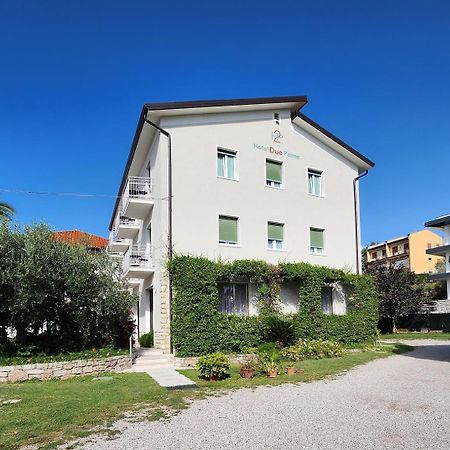 Hotel 2 Palme Torri Del Benaco Buitenkant foto